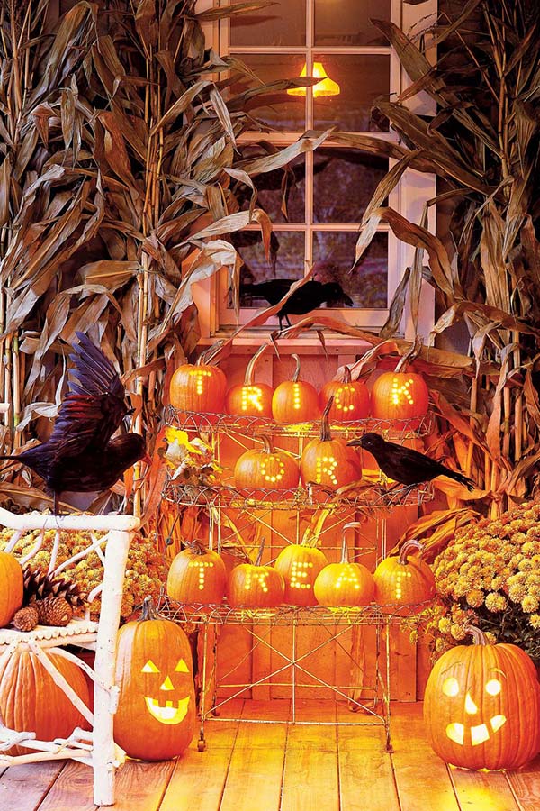 Trick or treat pumpkins #halloweendecorations #halloween #diyhalloween #halloweendecor #decorhomeideas