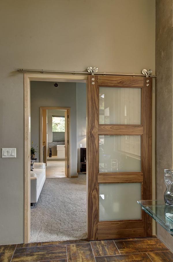 Bedroom barn door with glass #barndoor #bedroom #interior #homedecor #decorhomeideas