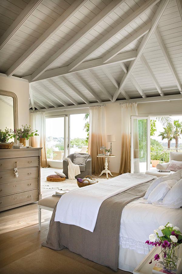 Bright master bedroom #bedroom #masterbedroom #sittingarea #homedecor #interiordesign #decorhomeideas