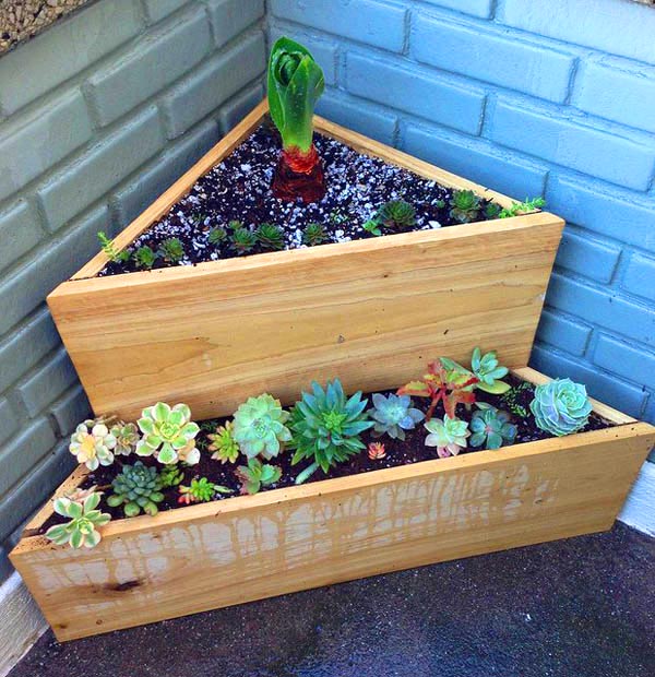 Corner design tiered planter #tieredplanter #flowerplanter #planter #flowerpot #decorhomeideas