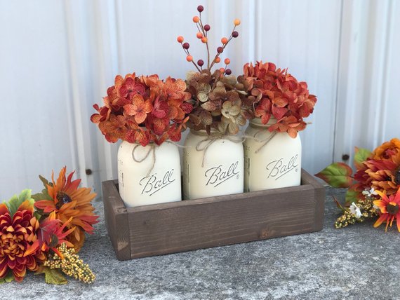 DIY fall decoration jars #fallcenterpiece #falldecor #diy #falldecoration #thanksgiving #decorhomeideas