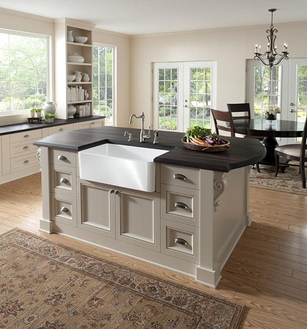 Kitchen island apron sink #sink #apronsink #kitchen #kitchensink #decorhomeideas