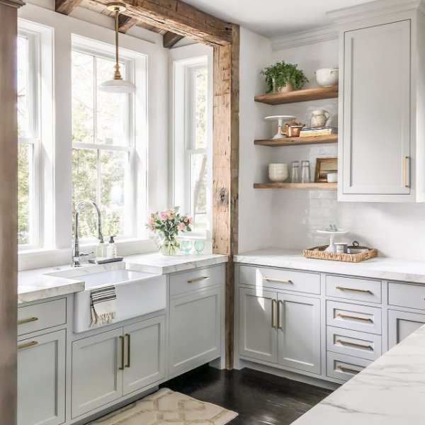 Rustic kitchen with apron sink #sink #apronsink #kitchen #kitchensink #decorhomeideas