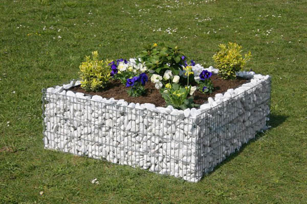 Square gabion planter #gabion #gabionplanter #flowerplanter #gardenideas #decorhomeideas