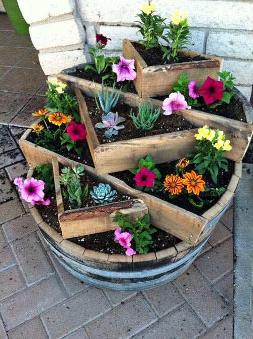 Wine barrel flower planter #diy #winebarrel #flowerplanter #repurpose #decorhomeideas