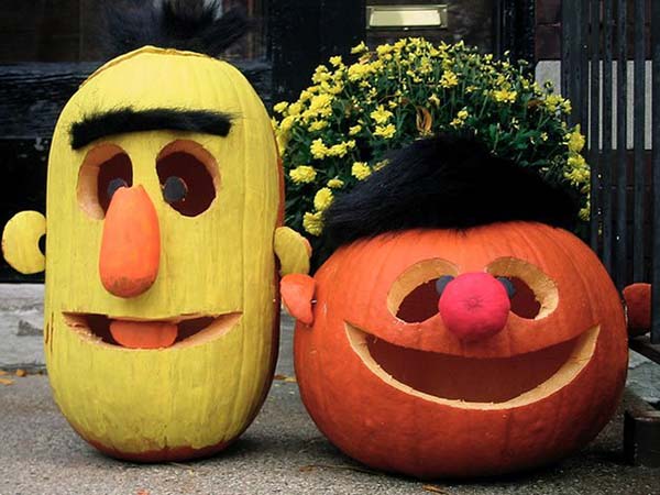 Bert and Ernie Lanterns #pumpkin #carving #halloween #falldecor #decorhomeideas