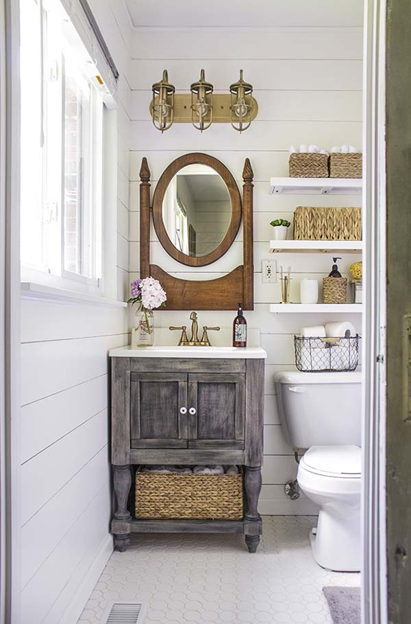 Country Bathroom Remodel #countrybathroom #countrydecor #bathroom #farmhouse #decorhomeideas