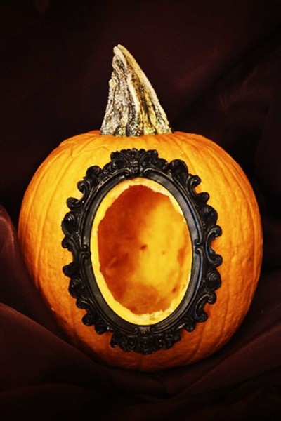 Dark Mirror Carved Pumpkin #pumpkin #carving #halloween #falldecor #decorhomeideas