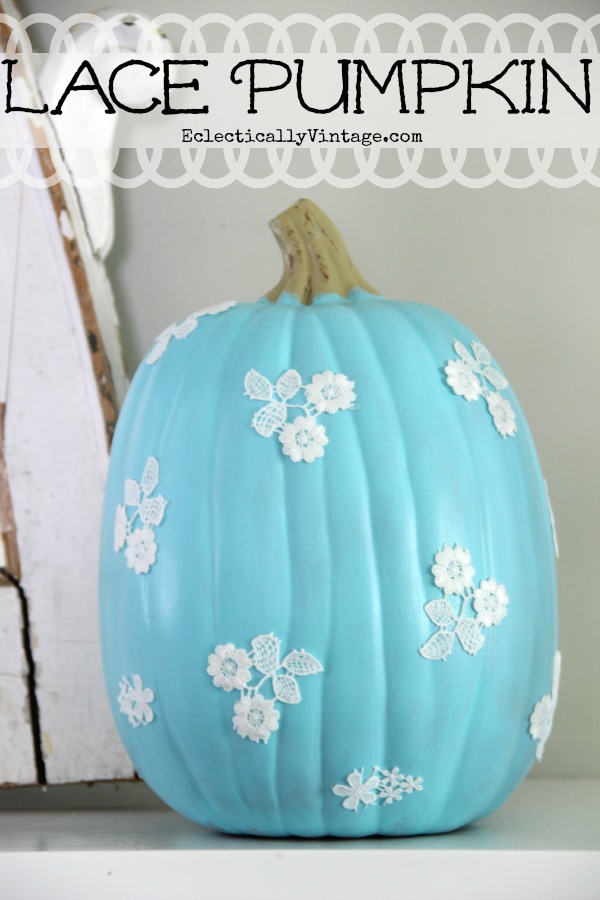 Decoupage Lace Pumpkin #pumpkin #falldecor #nocarve #homedecor #decorhomeideas