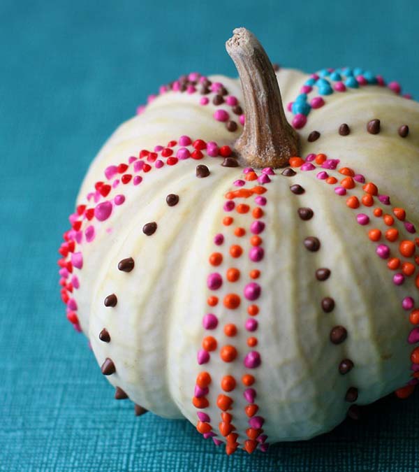 Painted dots Pumpkin #pumpkin #falldecor #nocarve #homedecor #decorhomeideas