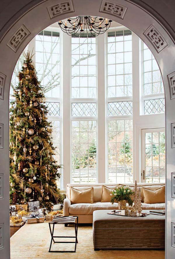 Arched Space Living Room #Christmasdecor #Christmas #livingroom #decorhomeideas