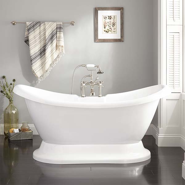 Bathroom Pedestal Tub