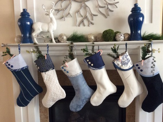 Blue and White Christmas Stockings #Christmas #Christmasdecor #blue #silver #turquoise #decorhomeideas