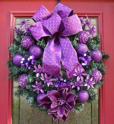 Bow Tie Purple Christmas Wreath #Christmasdecor #purple #Christmas #decorhomeideas