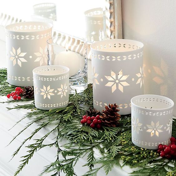 Carved White Candle Holders #Christmasdecor #Christmas #white #whitechristmas #decorhomeideas