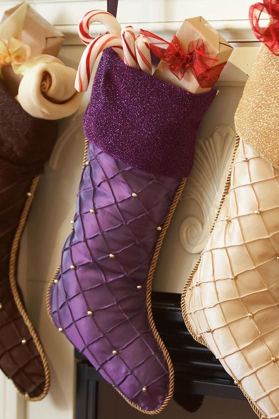 Christmas Socks In Purple #Christmasdecor #purple #Christmas #decorhomeideas