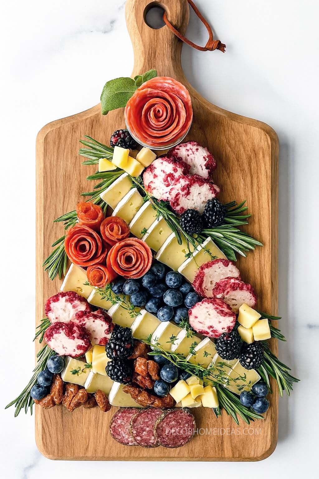 Christmas Tree Charcuterie Board
