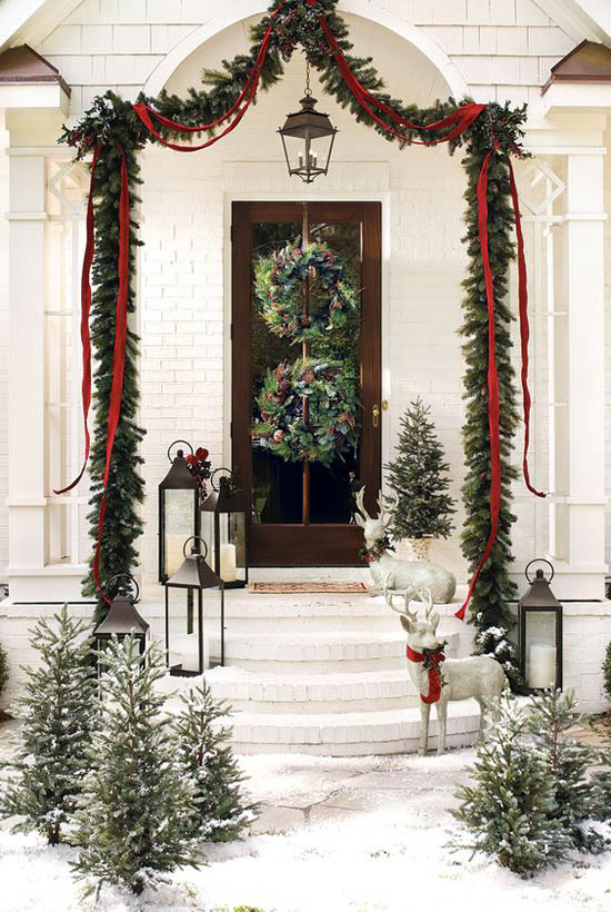 Christmas door decoration in classic red and green