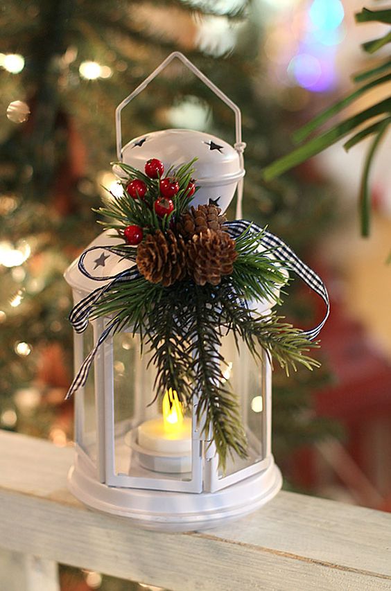 Christmas lantern centerpiece