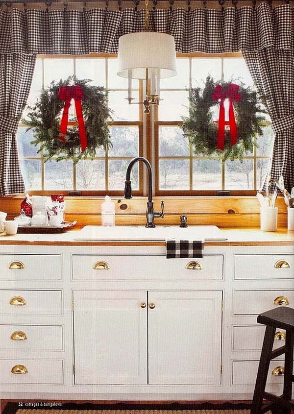 Country Christmas Kitchen #Christmas #Christmasdecor #kitchen #Christmaskitchen #decorhomeideas