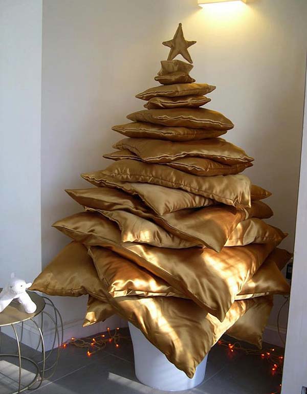 Cushion Christmas Tree #Christmas #Christmastree #homemade #DIY #Christmasdecor #decorhomeideas