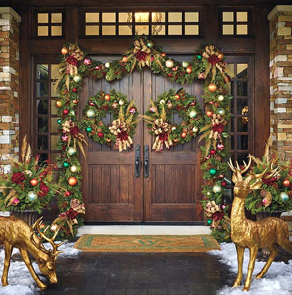 Farmhouse Front Door Christmas decoration