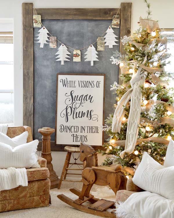 Farmhouse Living Room Christmas Decor #farmhouse #Christmas #Christmasdecor #farmhousedecor #decorhomeideas