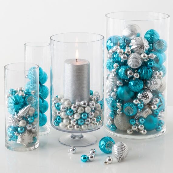 Glass Ball Christmas Ornaments #Christmas #Christmasdecor #blue #silver #turquoise #decorhomeideas