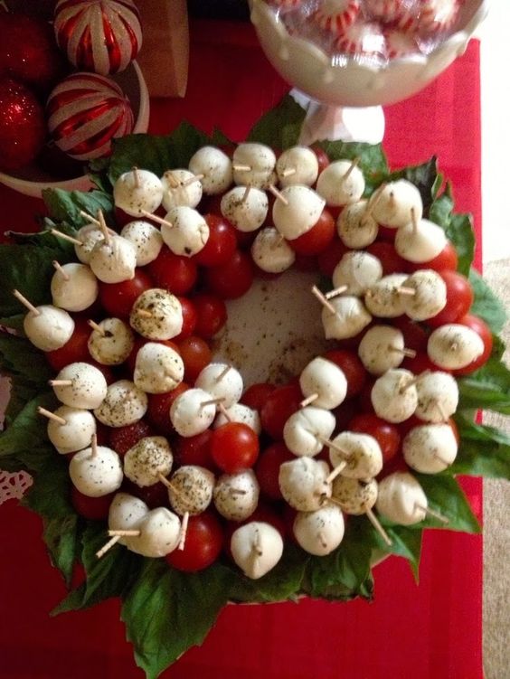 Mozzarella Christmas Wreath