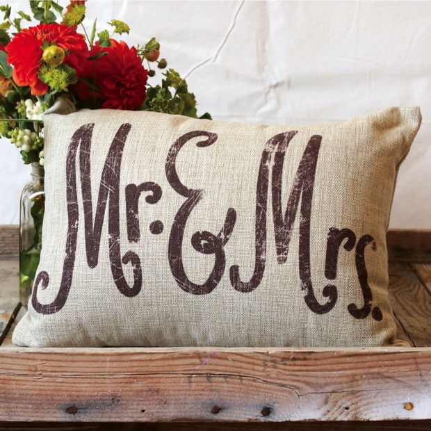 Mr Mrs Linen Throw Pillow #rusticbedroom #rustic #bedroom #farmhouse #decorhomeideas