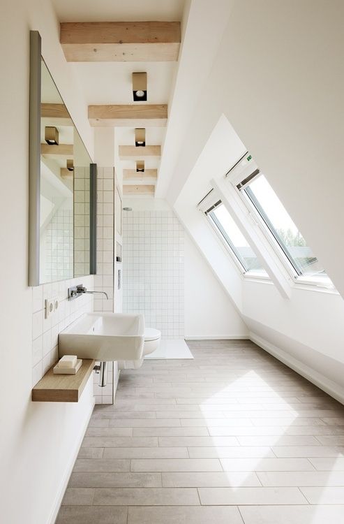 Narrow Attic Bathroom Design #bathroom #narrow #narrowbathroom #decorhomeideas