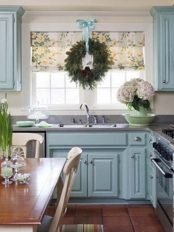 Pale Blue Christmas Kitchen Decor #Christmas #Christmasdecor #kitchen #Christmaskitchen #decorhomeideas