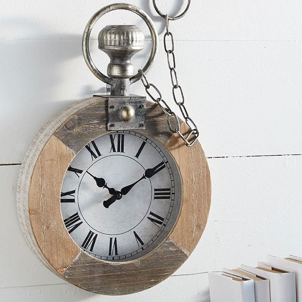 Pocket Watch Wall Clock Rustic Decor #rusticbedroom #rustic #bedroom #farmhouse #decorhomeideas