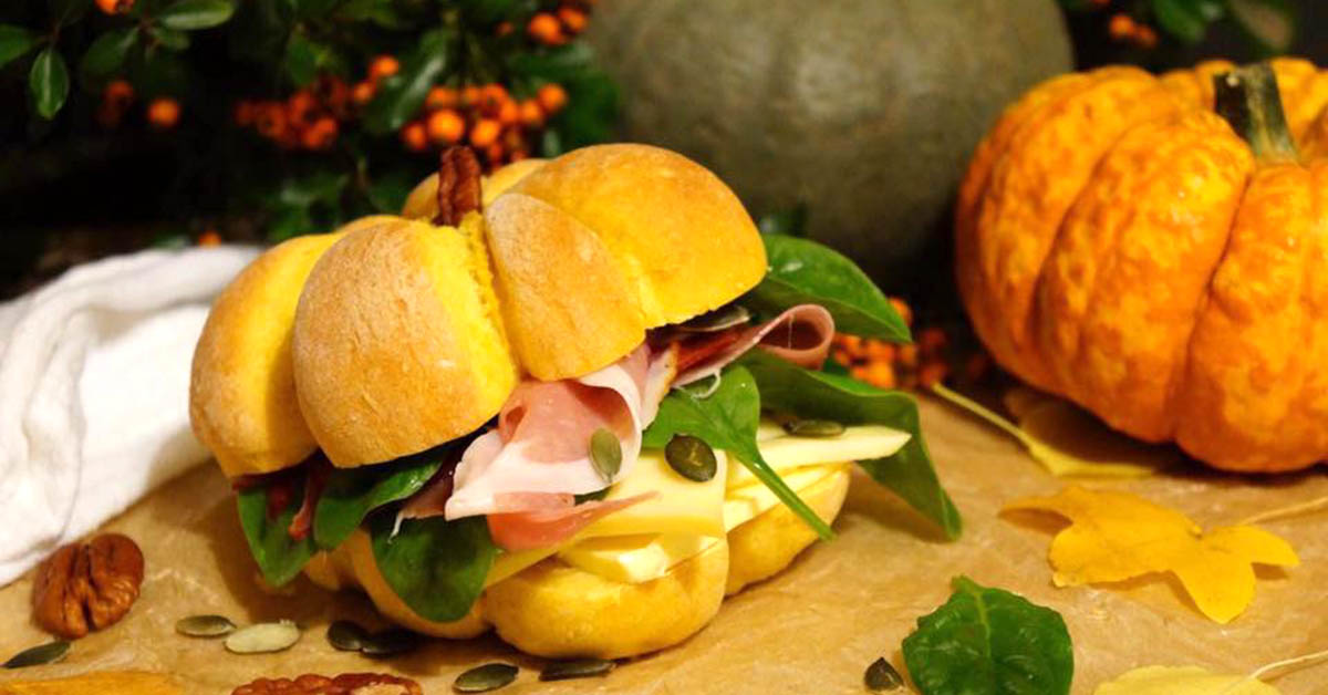 Pumpkin Shaped Rolls Recipe