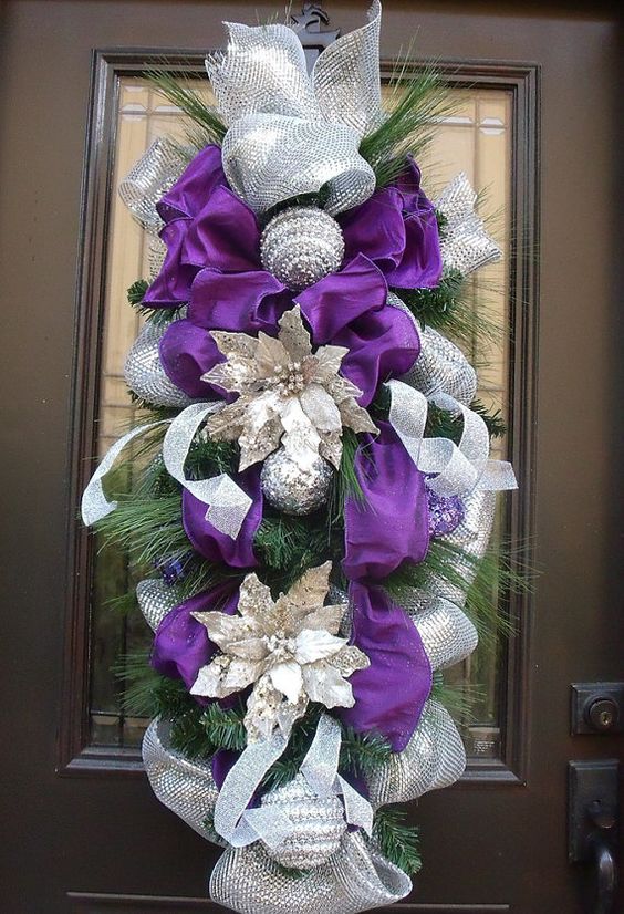 Purple Teardrop Christmas Wreath #Christmasdecor #purple #Christmas #decorhomeideas