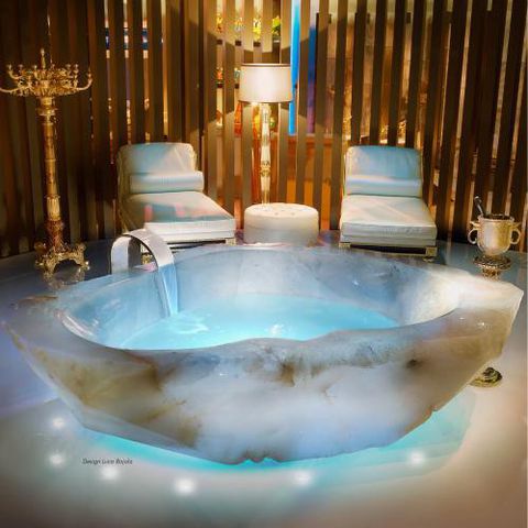 Rock Crystal Bathtub #bathtub #tub #cooltub #bathroom #decorhomeideas
