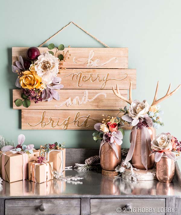 Rose Gold Sign Christmas Decoration #rosegold #Christmas #Christmasdecor #rosegolddecor #decorhomeideas