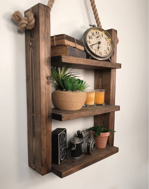 Rustic Ladder Shelf For Bedroom #rusticbedroom #rustic #bedroom #farmhouse #decorhomeideas