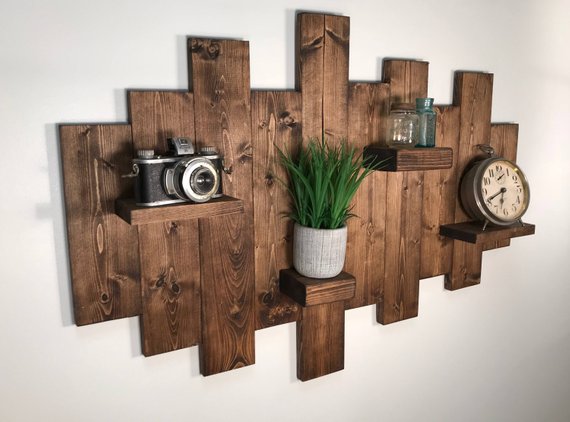 Rustic Wall Shelf #rusticbedroom #rustic #bedroom #farmhouse #decorhomeideas