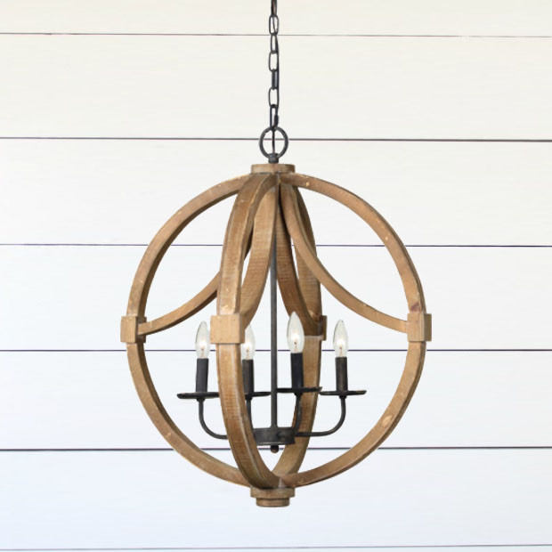 Wood and Metal Rustic Chandelier #rusticbedroom #rustic #bedroom #farmhouse #decorhomeideas