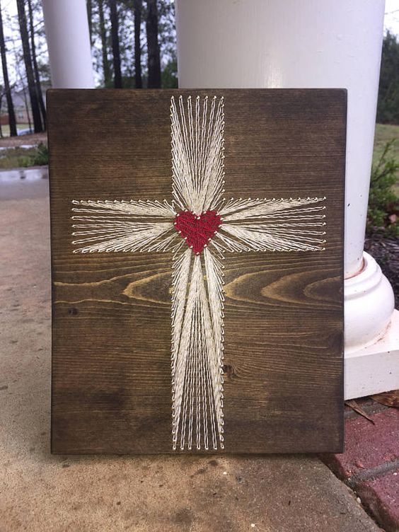 Christian Cross String Art #stringart #diy #stringartideas #decorhomeideas