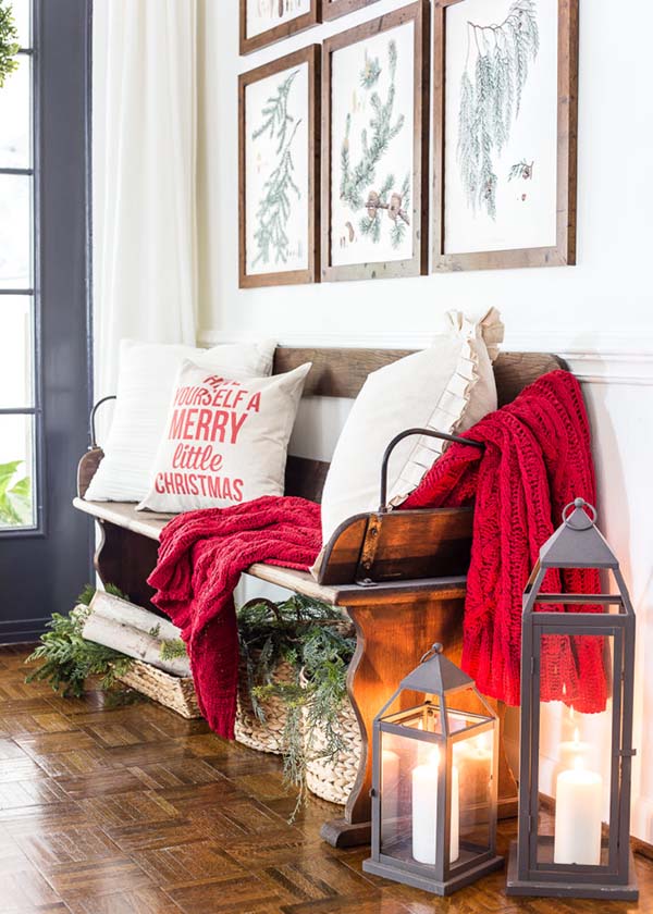 Christmas Entryway Decoration #Christmas #Christmasdecor #entryway #hallway #decorhomeideas