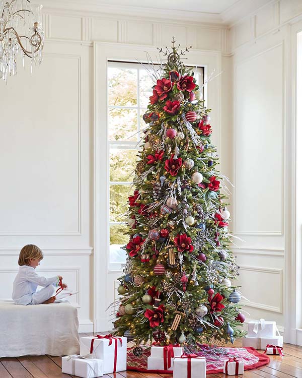 Classic Christmas Tree In Red