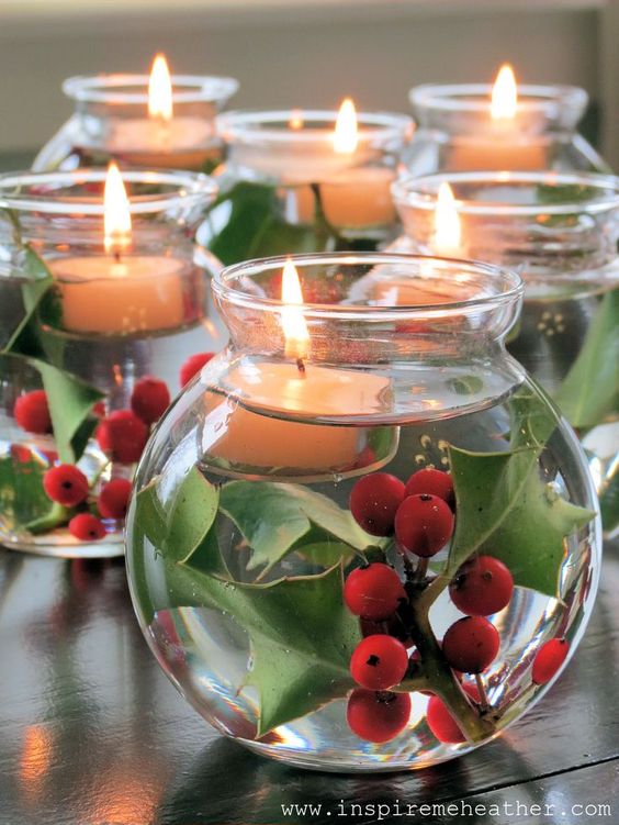 Floating Candle Holder #Christmas #Christmasdecor #candles #centerpiece #decorhomeideas