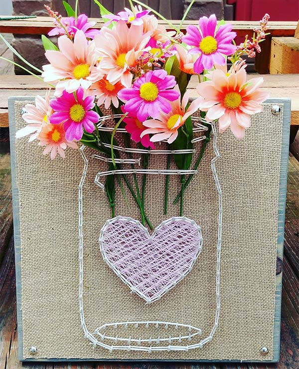 Mason Jar String Art With Pink Heart #stringart #masonjar #decorhomeideas