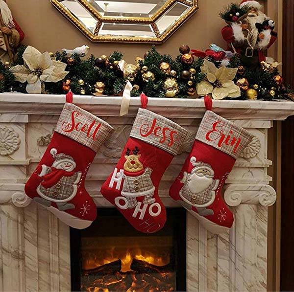 Personalized Red Christmas Socks #Christmasdecor #Christmas #red #reddecor #decorhomeideas