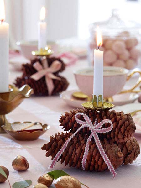 Pinecone Christmas Candle Holder Centerpiece #Christmas #Christmasdecor #pinecones #crafts #decorhomeideas