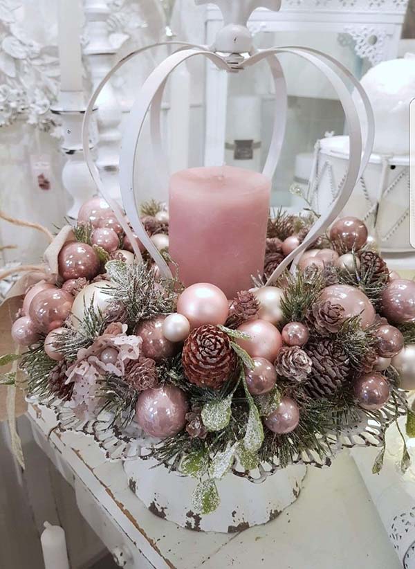 Pink Heart Christmas Candle Decoration #Christmas #Christmasdecor #candles #centerpiece #decorhomeideas