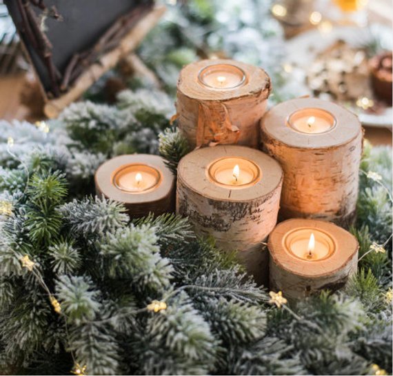 Rustic Candleholders Christmas Decor #Christmas #Christmasdecor #centerpieces #Christmascenterpieces #decorhomeideas