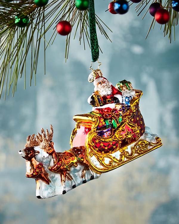 Santa Claus Sleigh Christmas Ornament #Christmas #ornaments #Christmasdecor #decorhomeideas